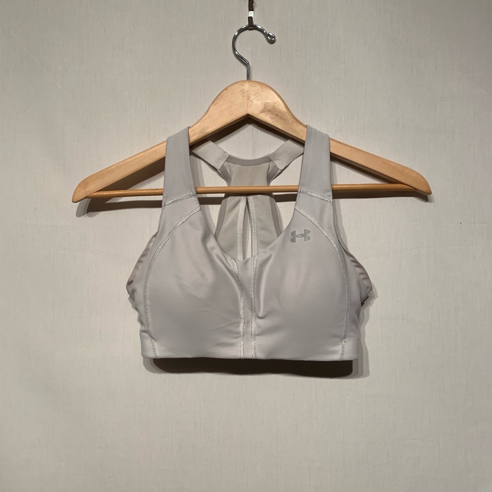 Well loved underarm sports bra size:32C